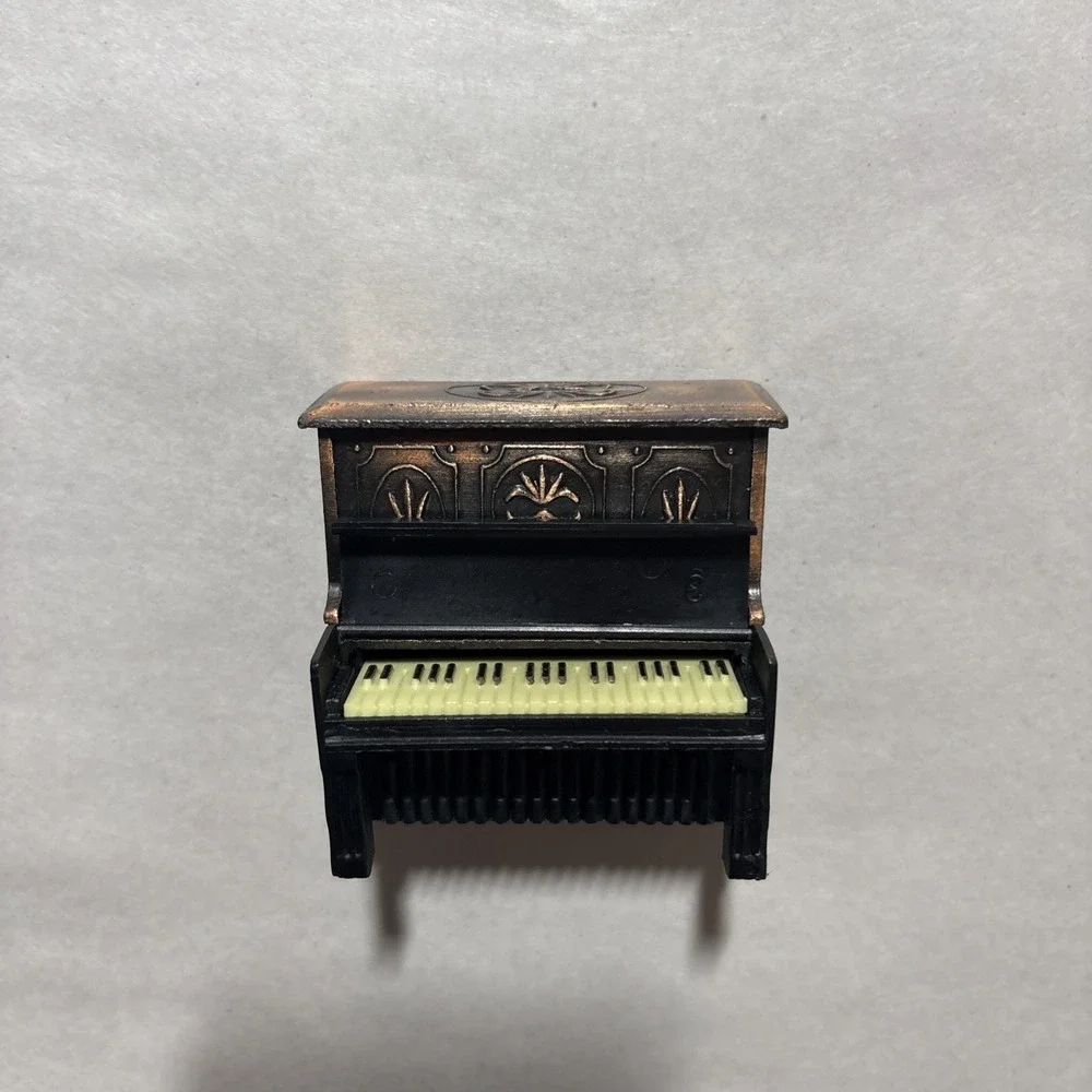 Vintage Bronze Die-Cast Piano Mini Pencil Sharpener #8782 /w Box EUC